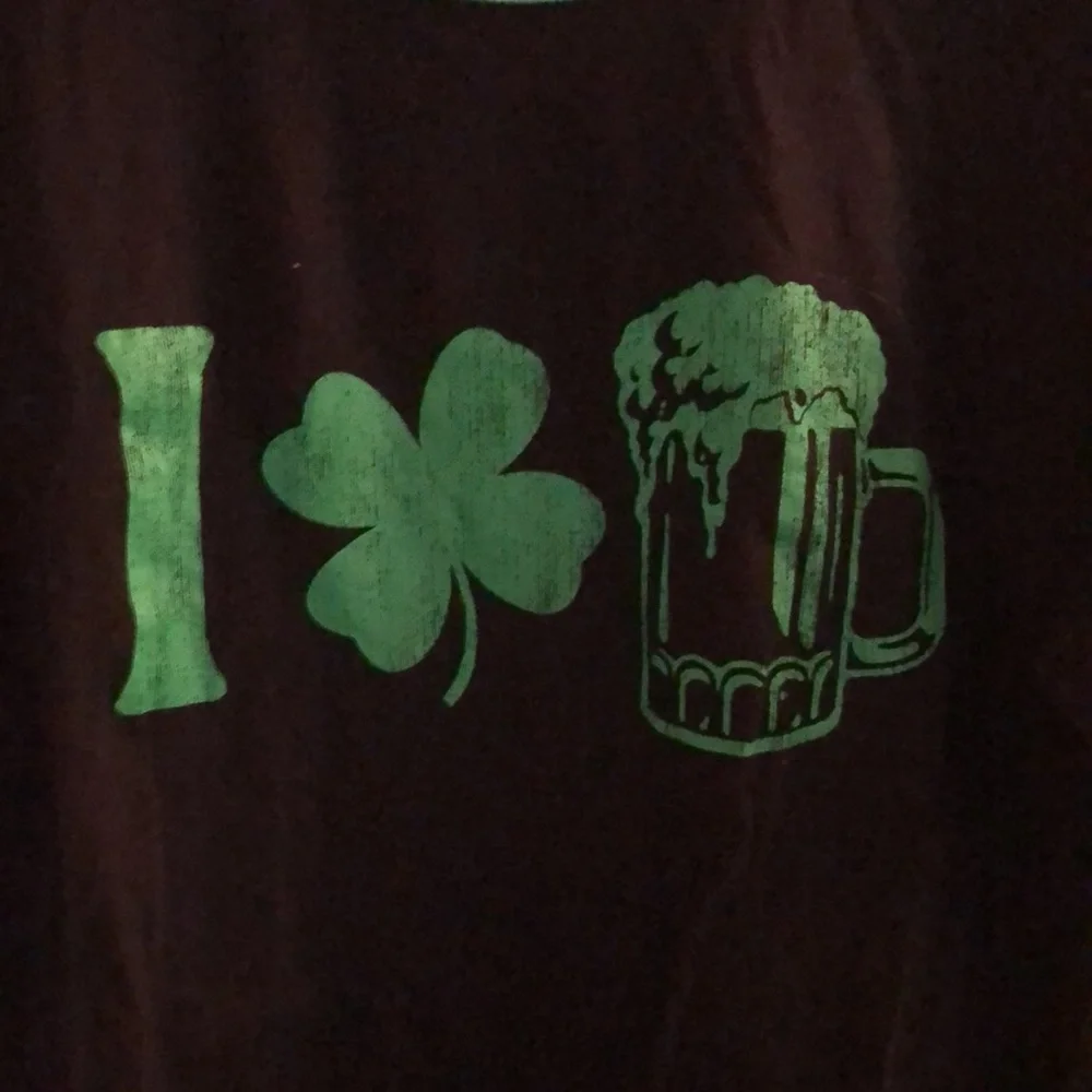 Mens  St. Patty’s day I 🍀 🍺 shirt - Picture 2 of 4